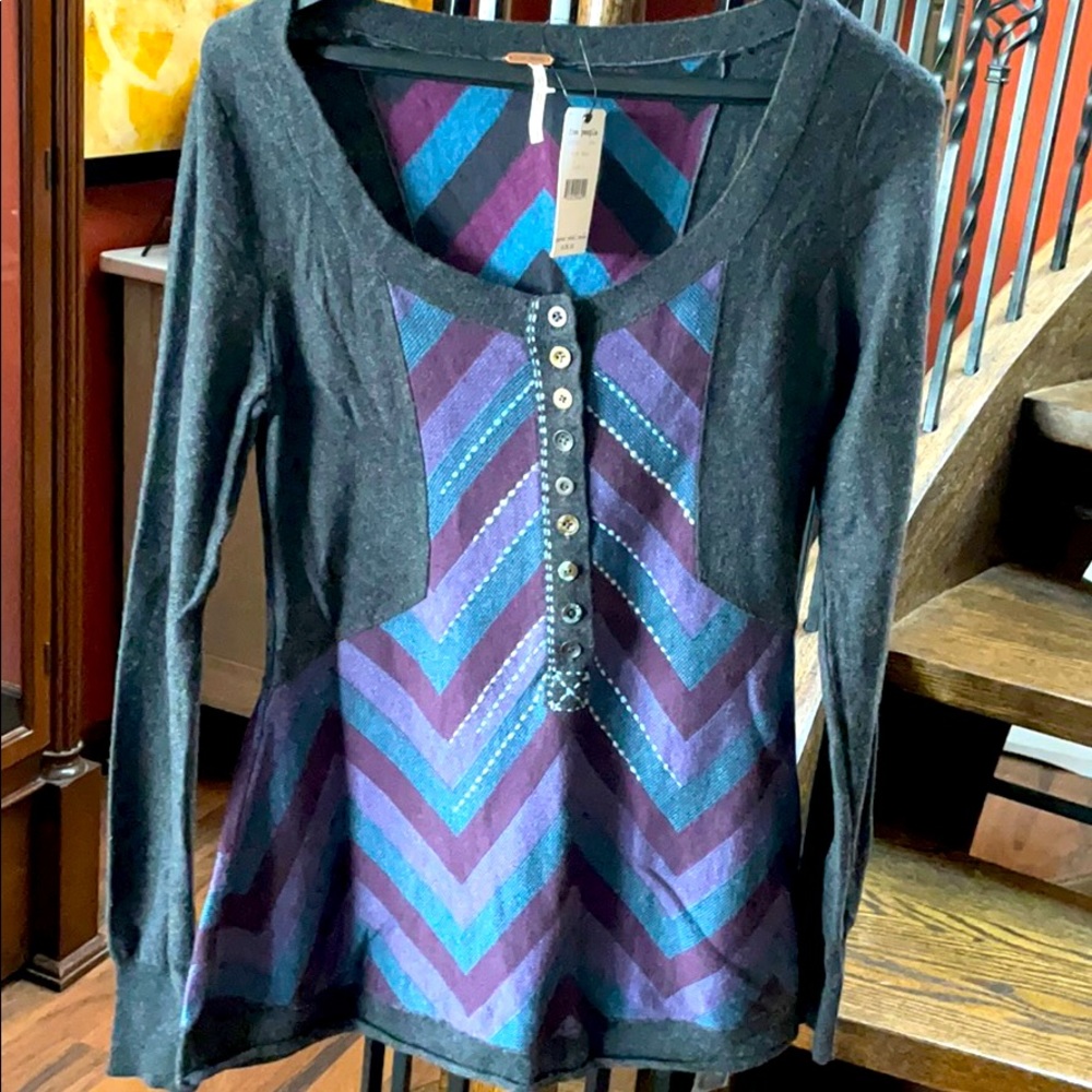 “Free People” Sweater NWT